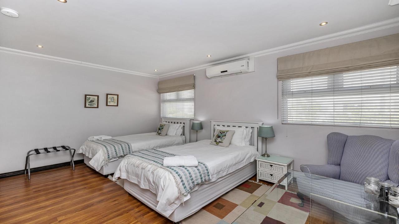 Anchor Bay Workation Hotel Kaapstad Buitenkant foto