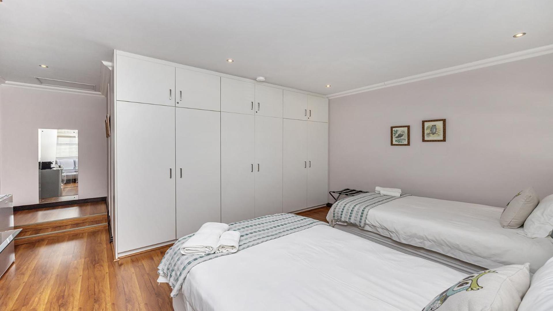 Anchor Bay Workation Hotel Kaapstad Buitenkant foto